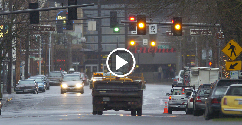 It’s Physically Impossible to Pass These Yellow Lights Without Getting a Red Light Ticket