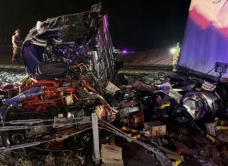 Firefighters save trucker TRAPPED after fiery crash into I-44 bridge